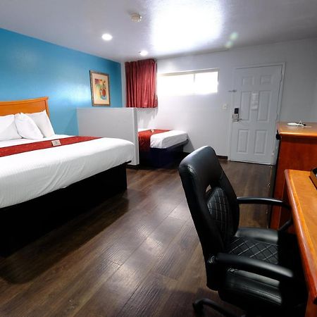 M Star Hotel Серси Экстерьер фото